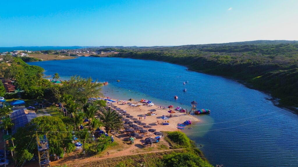 As melhores Lagoas para aproveitar em suas férias em Natal-RN 5 Lagoa de Arituba drone horizontal 4