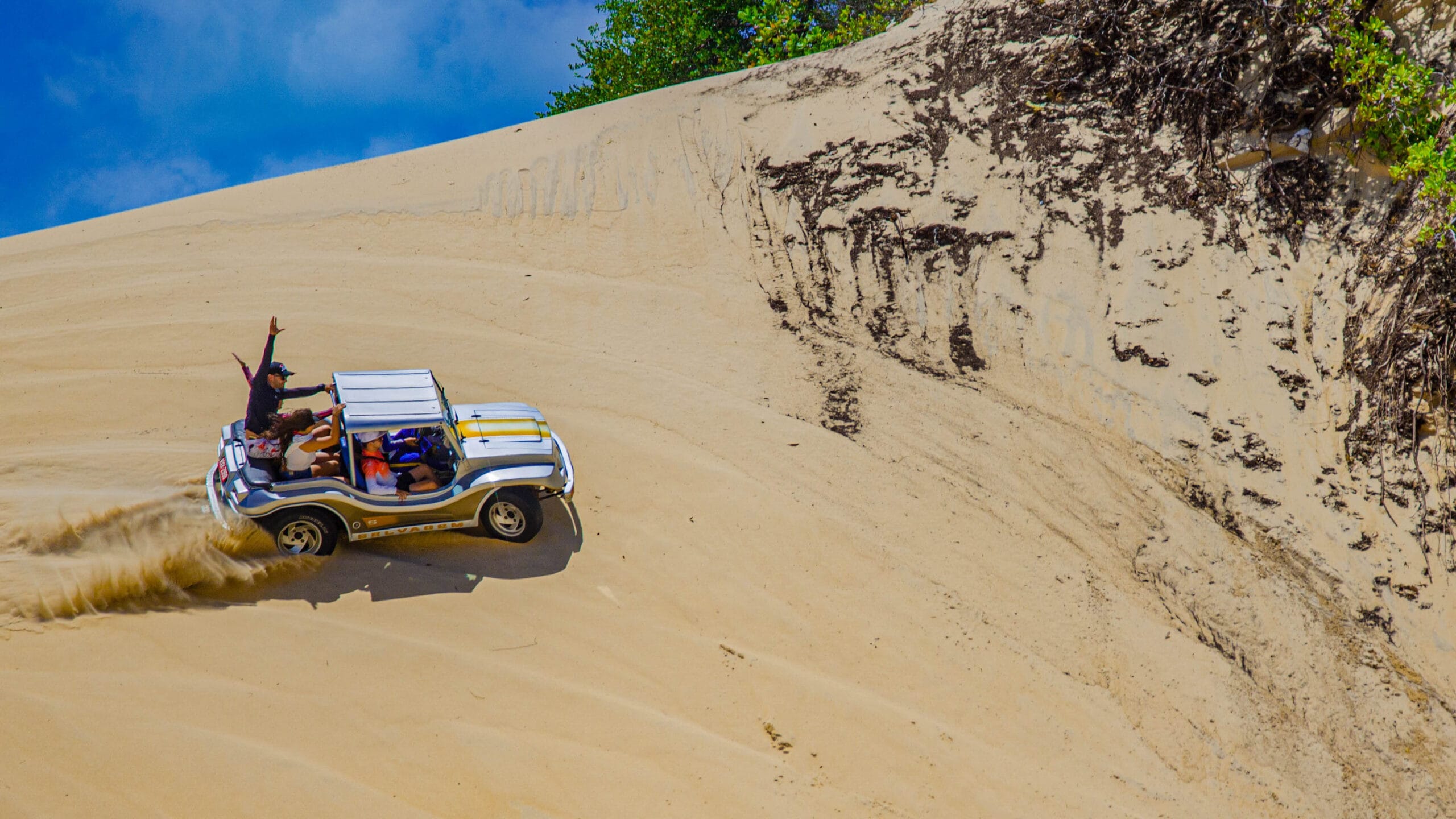 Dunas De Genipabu - Tudo o que você precisa saber 2 Buggy emocao dunas de Genipabu Passeio litoral norte 1 2 edited scaled